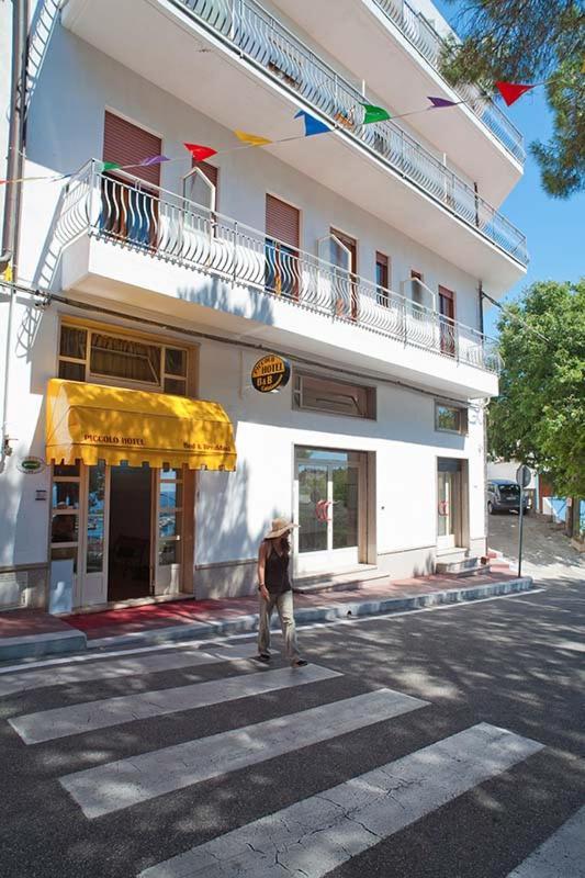 Piccolo Hotel Nuova Gestione Cala Gonone Exterior foto