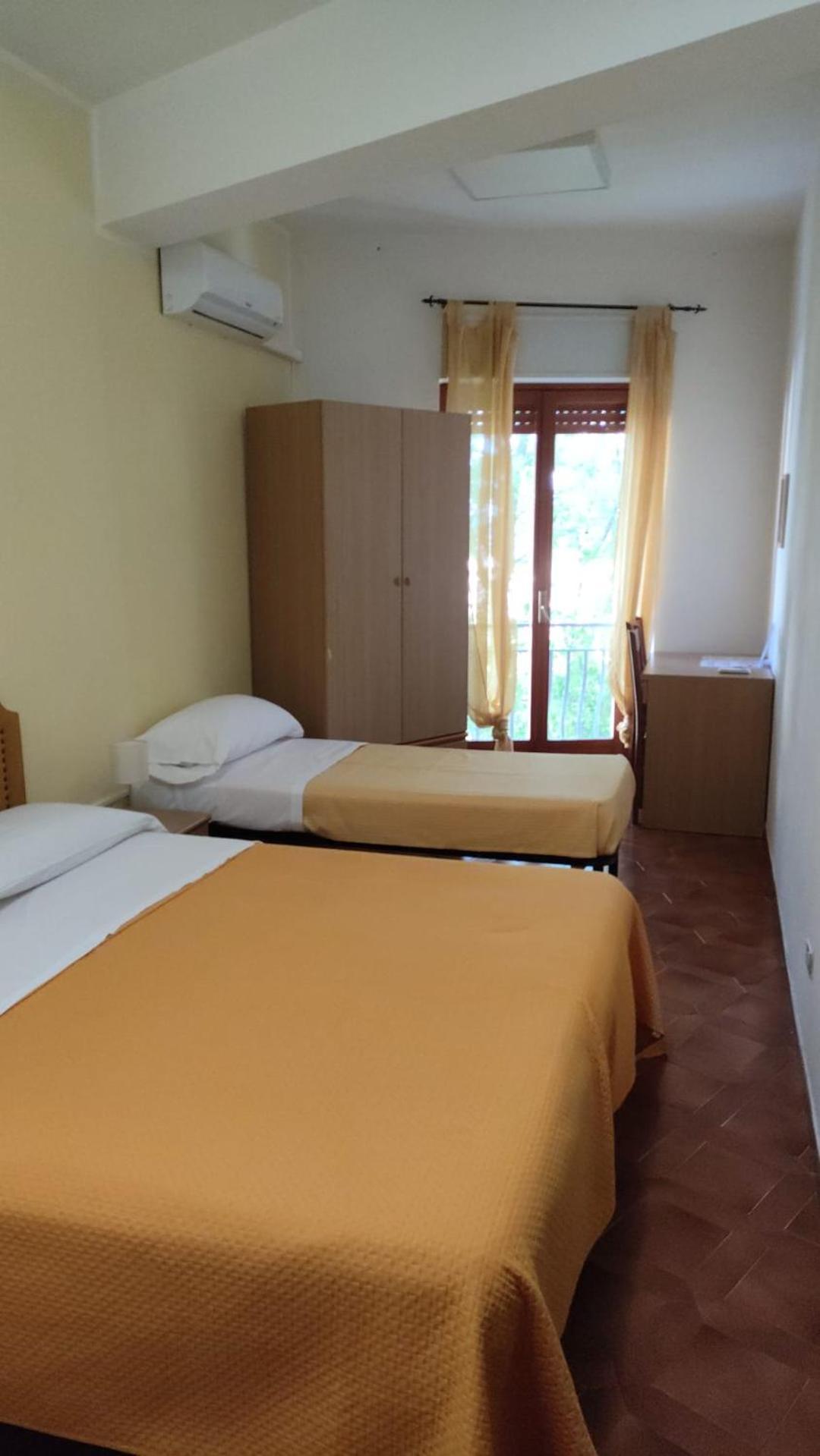 Piccolo Hotel Nuova Gestione Cala Gonone Exterior foto